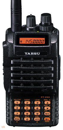 Портативная DTMF-радиостанция Yaesu FT-250R